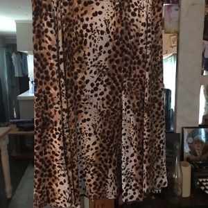 Flirty leopard print skirt
